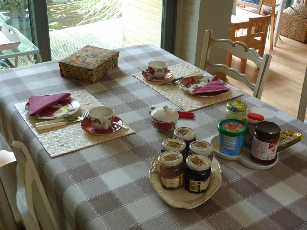 B&B Sparrow'S Nest Gent Bagian luar foto